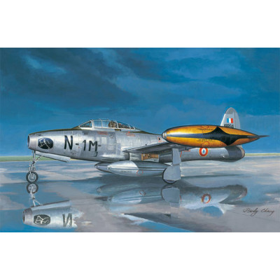 Американский истребитель F-84 G «Тандерджет» (Republic F-84 «Thunderjiet») арт. 83208